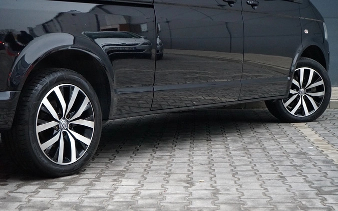Volkswagen Multivan cena 129900 przebieg: 162000, rok produkcji 2015 z Serock małe 92